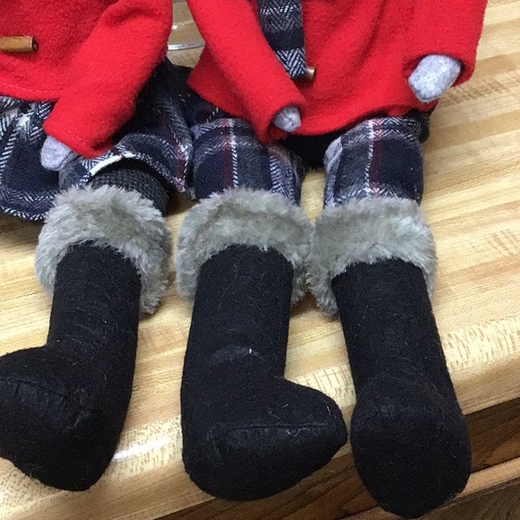 Christmas Holiday Decor Raccoons Raz - Picture 7 of 10